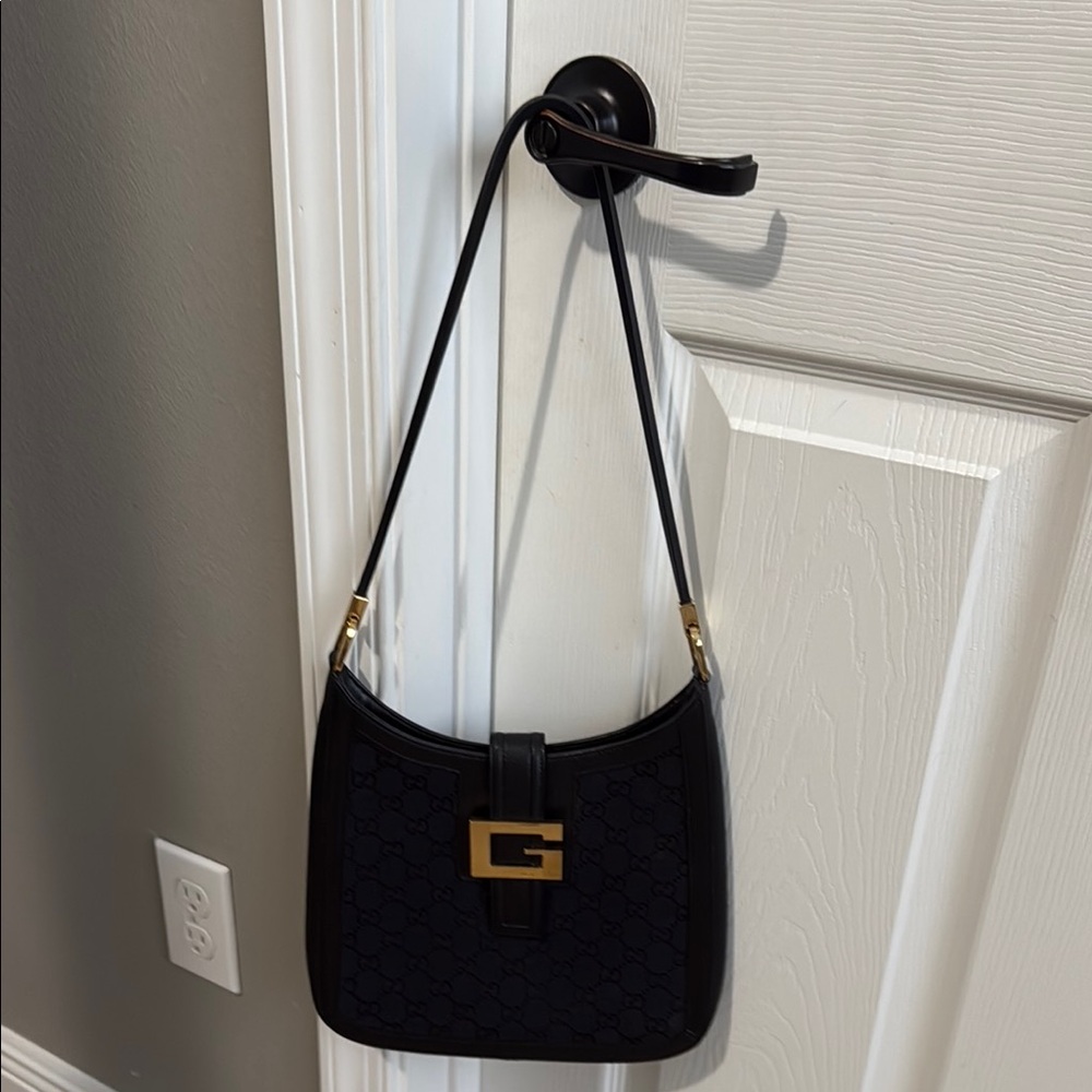 Black Designer Shoulder Bag. GUCCI - Picture 4 of 4